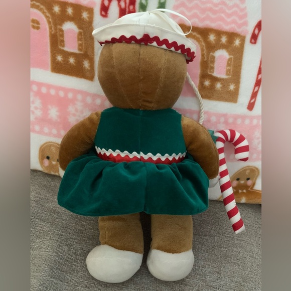 Vintage 1990 Commonwealth for Target Stores Christmas Plush Gingerbread Girl 13” - Picture 2 of 4